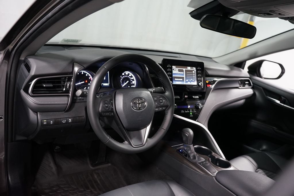 Thumbnail: 2023 Toyota Camry - 11