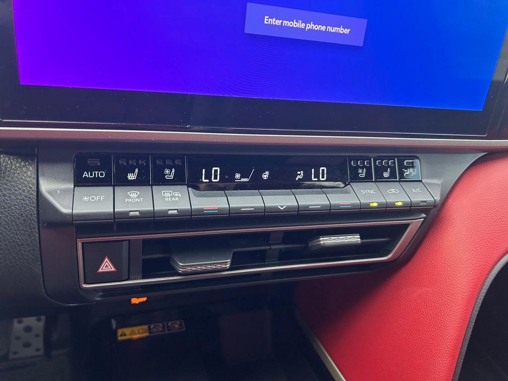 Thumbnail: 2025 Toyota Camry - 26