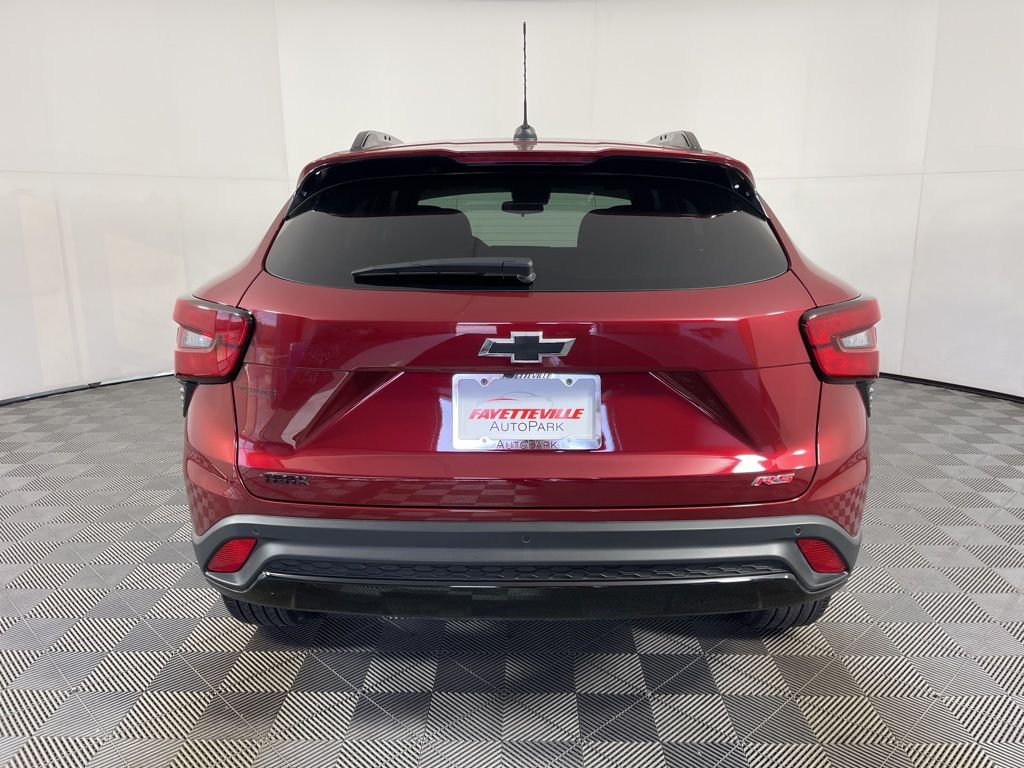 Thumbnail: 2025 Chevrolet Trax - 10