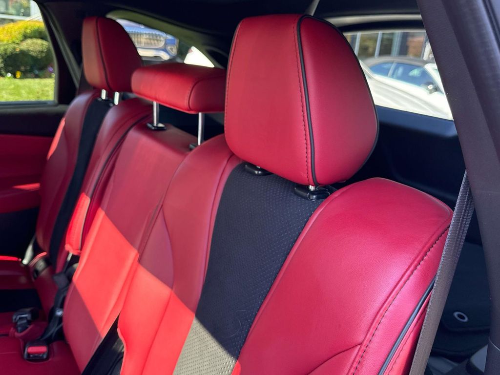 Thumbnail: 2022 Acura MDX - 28