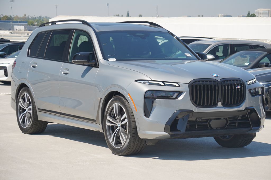 Thumbnail: 2025 BMW X7 - 3