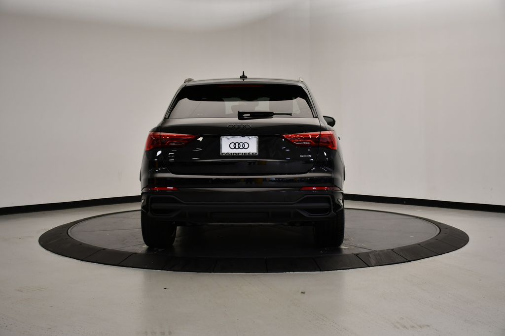 Thumbnail: 2025 Audi Q3 - 4
