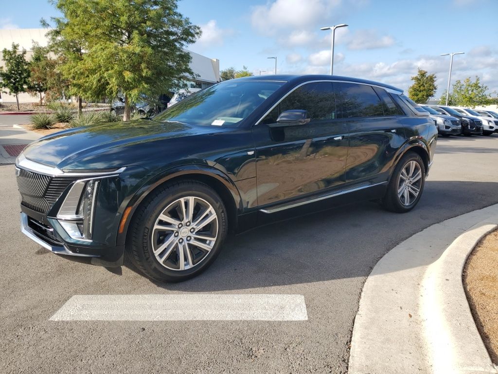 Used Car 2024 Cadillac Lyriq  Tech For Sale Under $40,000 In Austin, Texas