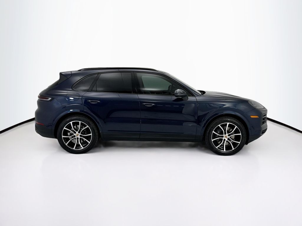 Thumbnail: 2026 Porsche Cayenne - 8
