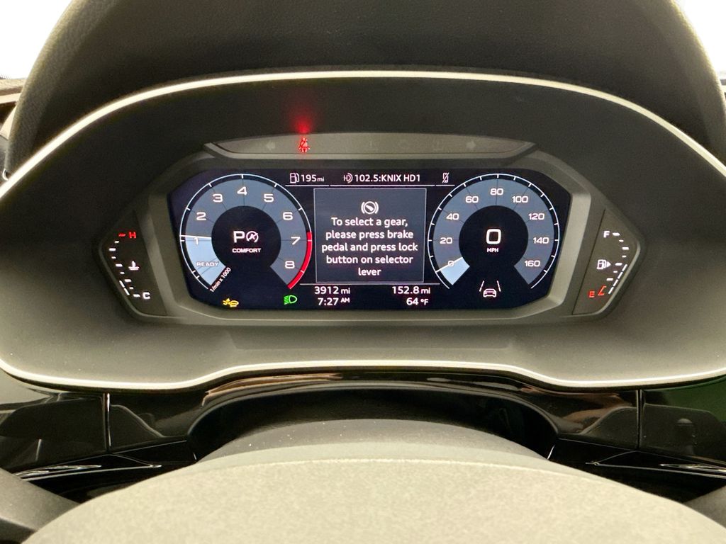 Thumbnail: 2025 Audi Q3 - 32