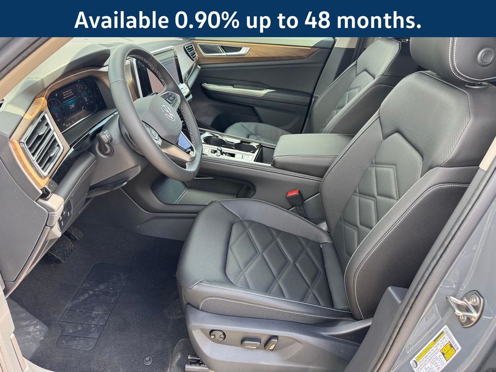 New 2026 Pure Gray Volkswagen 2.0T SE w/Technology image 7