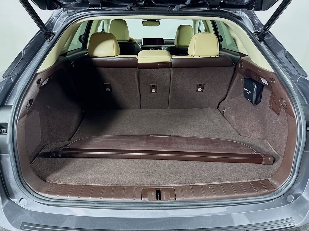 Thumbnail: 2018 Lexus RX - 27