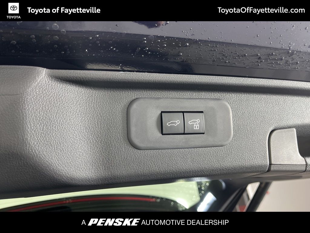 Thumbnail: 2026 Toyota Grand Highlander - 22