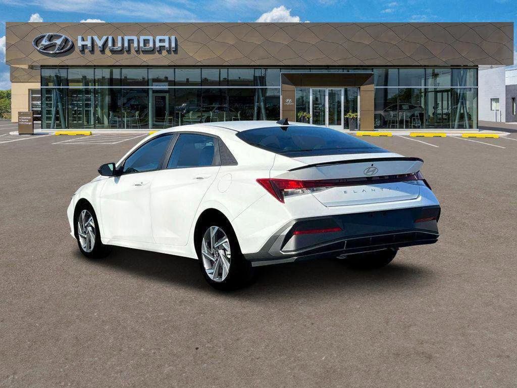 New 2025 Hyundai Elantra SEL Sport New 2025 Hyundai Elantra SEL Sport