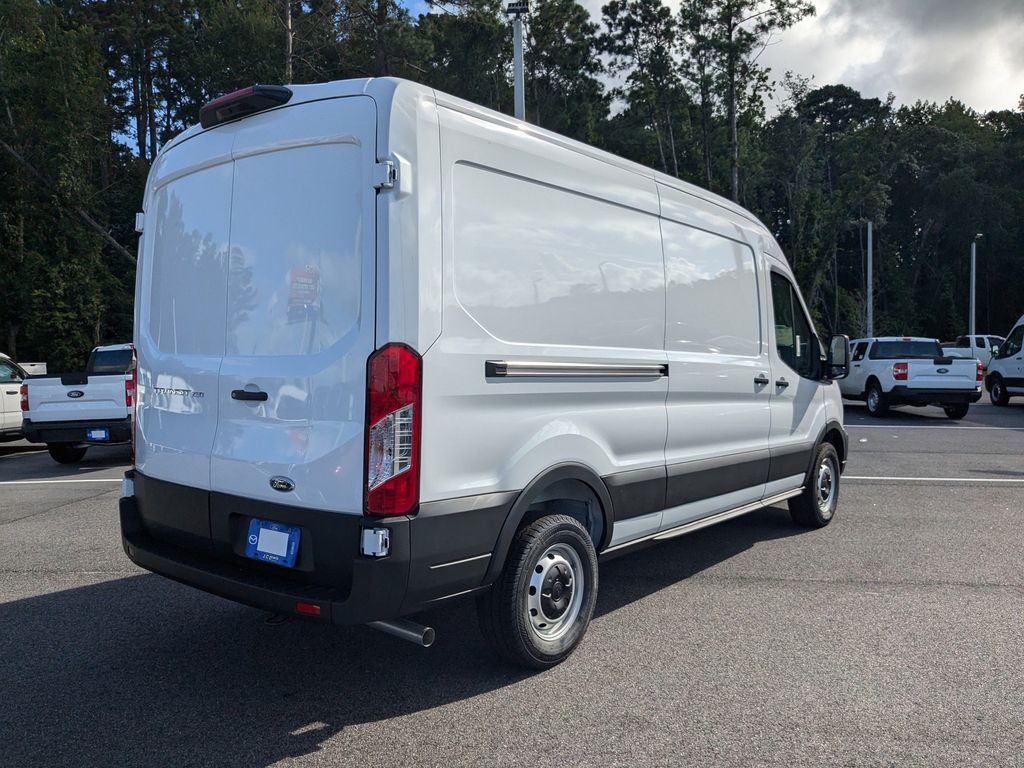 2025 Ford Transit 250