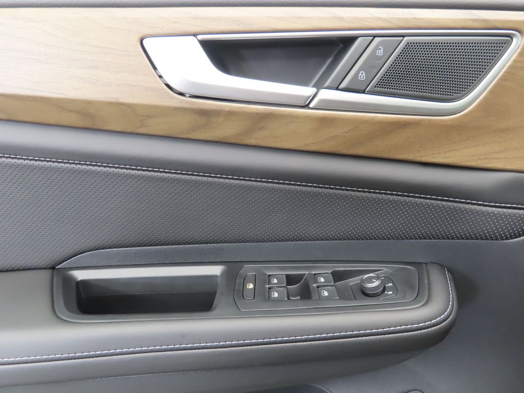 Thumbnail: 2026 Volkswagen Atlas - 23