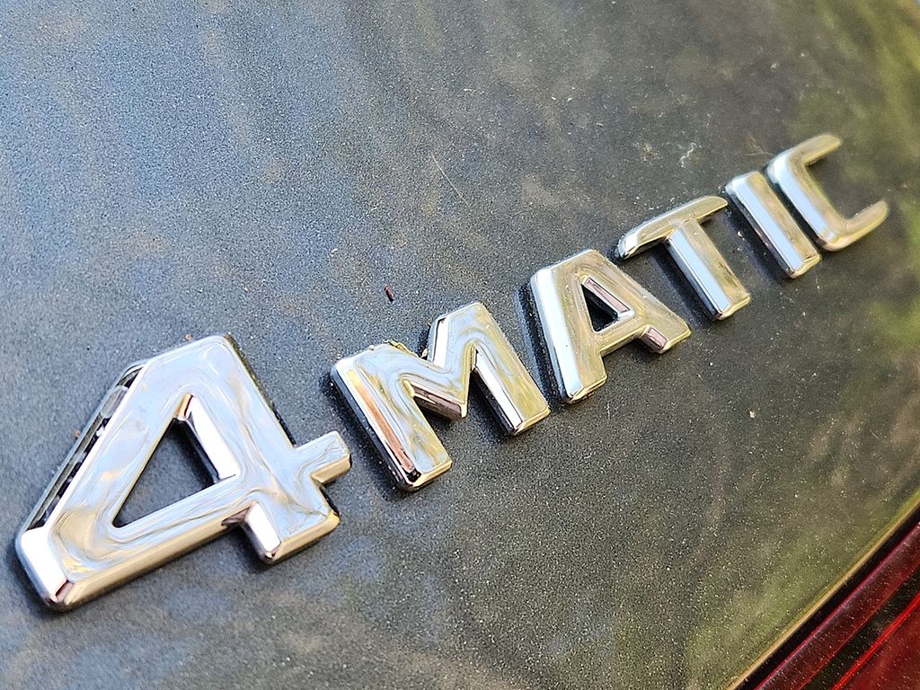 Thumbnail: 2025 Mercedes-Benz GLE - 30