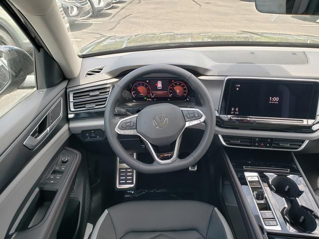 new 2026 Volkswagen Atlas car, priced at $51,118
