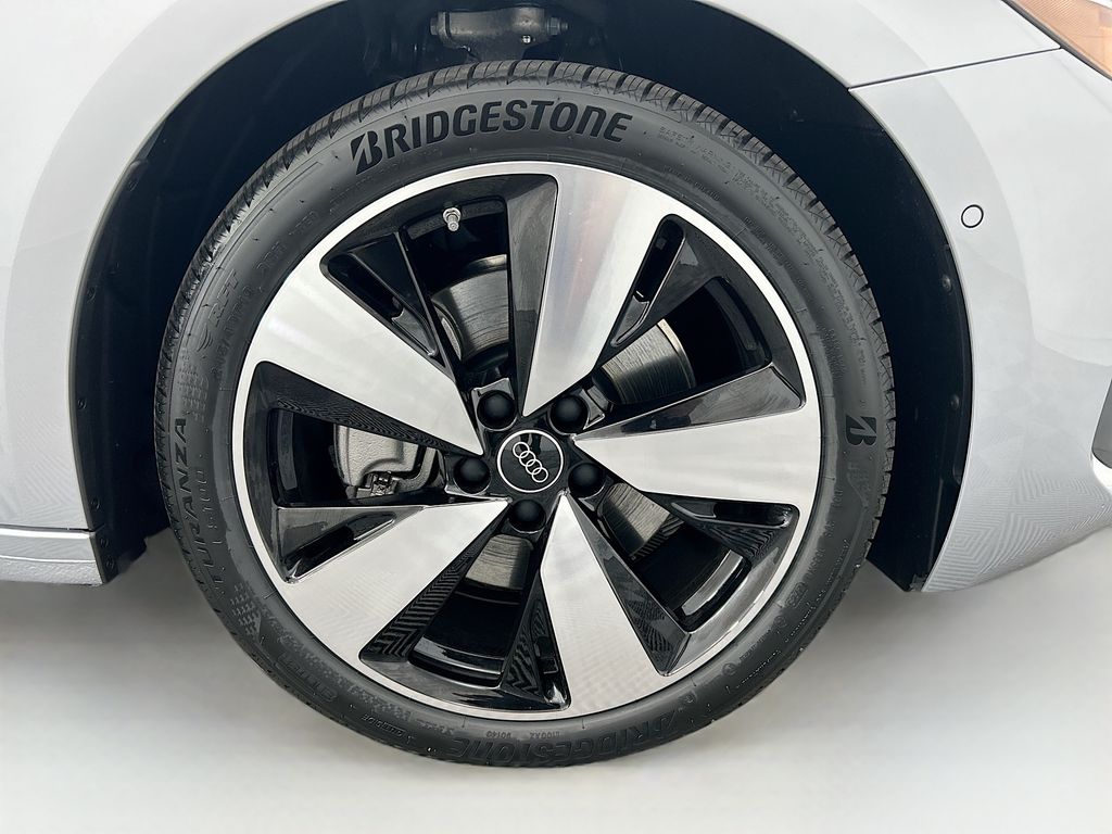 Thumbnail: 2025 Audi A5 - 32