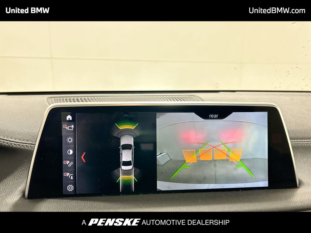 Thumbnail: 2018 BMW 7 Series - 17