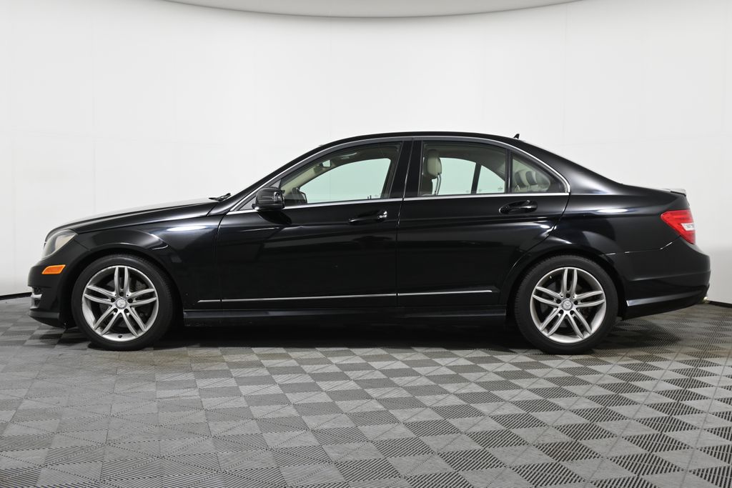 Thumbnail: 2014 Mercedes-Benz C-Class - 2