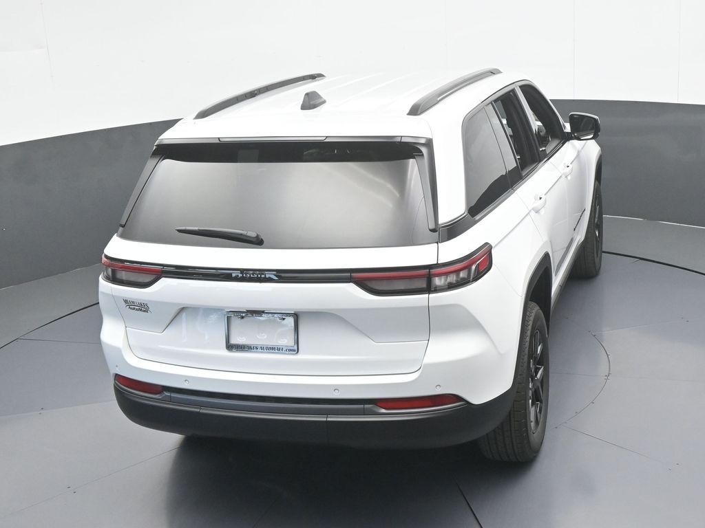 New 2026 Bright White Clearcoat Jeep Laredo image 51