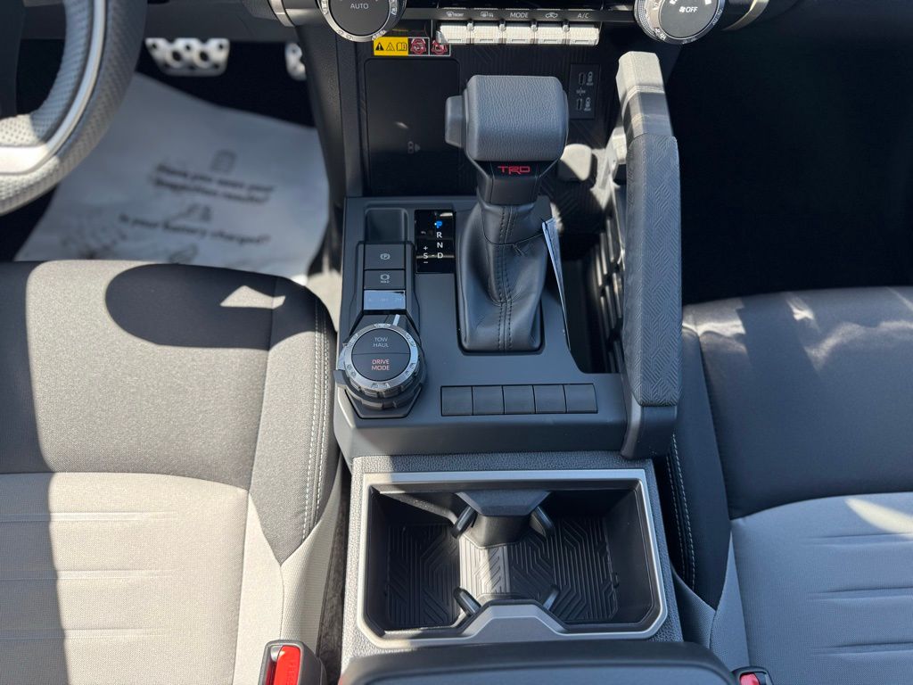 2025 Toyota Tacoma TRD Sport Double Cab photo 24