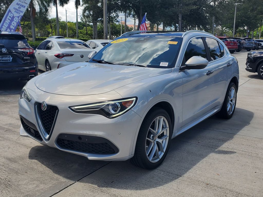 2021 Alfa Romeo Stelvio - $16,488