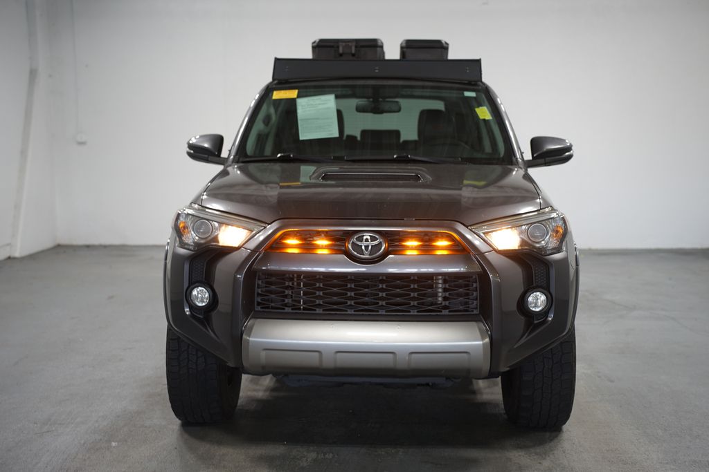 Thumbnail: 2018 Toyota 4Runner - 2