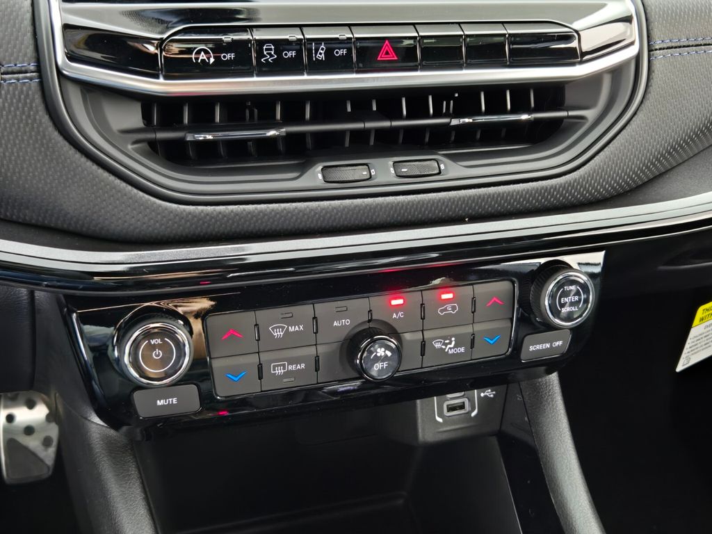 new 2026 Jeep Compass car, priced at $30,140