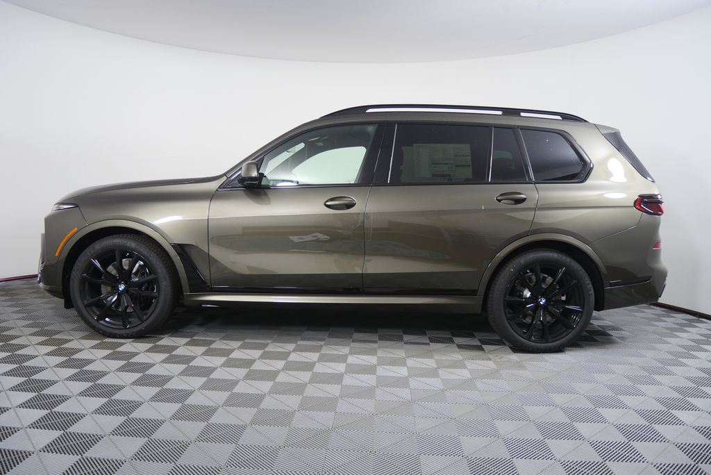 Thumbnail: 2027 BMW X7 - 6