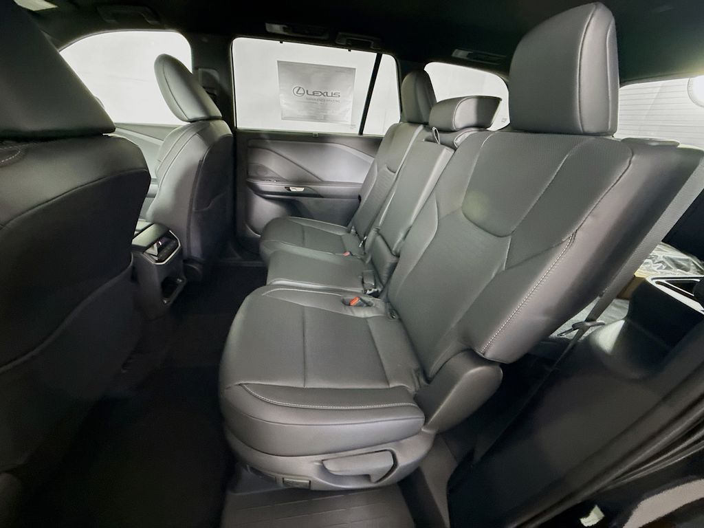 Thumbnail: 2026 Lexus TX - 17