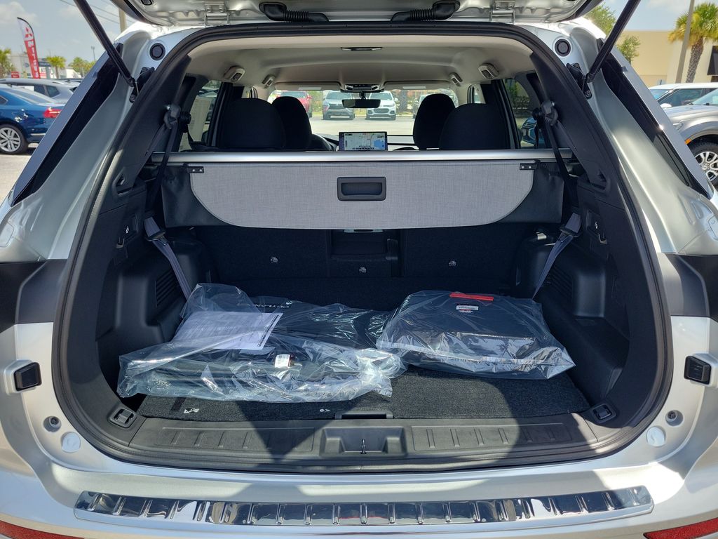2026 Mitsubishi Outlander ES - Photo 6