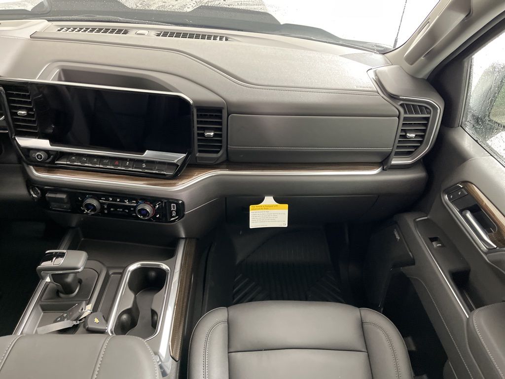 Thumbnail: 2026 Chevrolet Silverado 1500 - 16