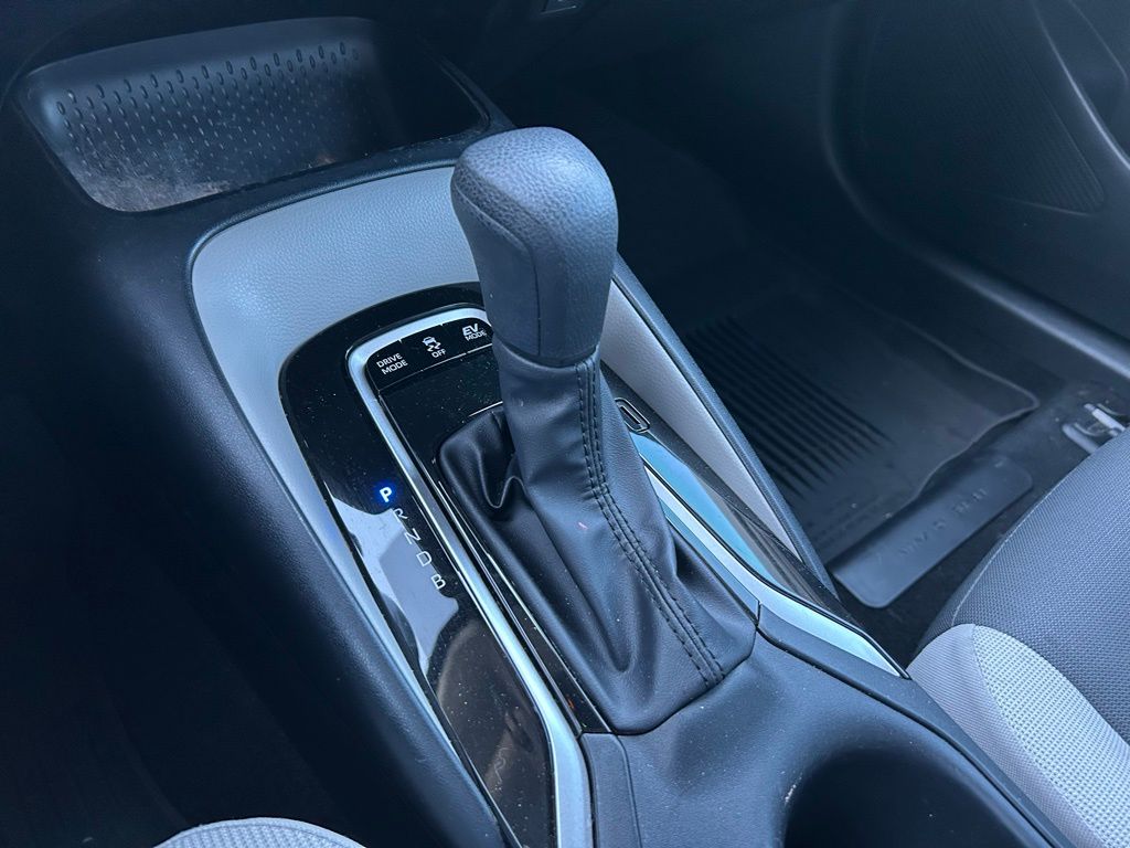 Thumbnail: 2025 Toyota Corolla - 26