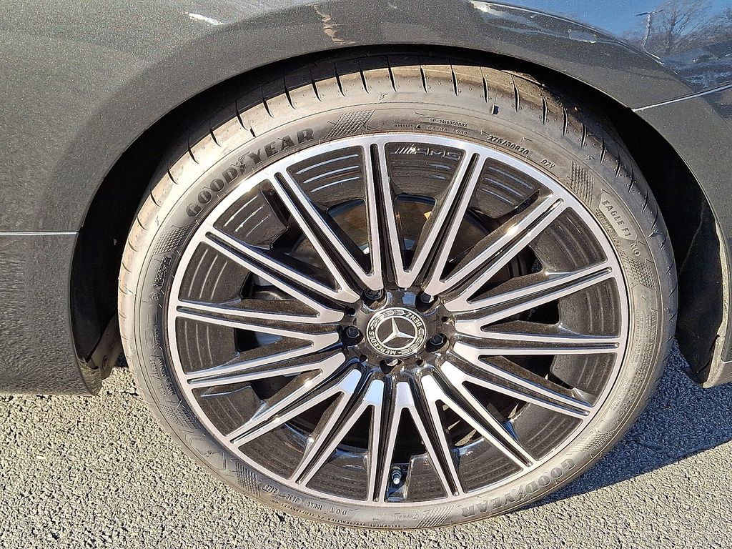 Thumbnail: 2026 Mercedes-Benz CLE - 5