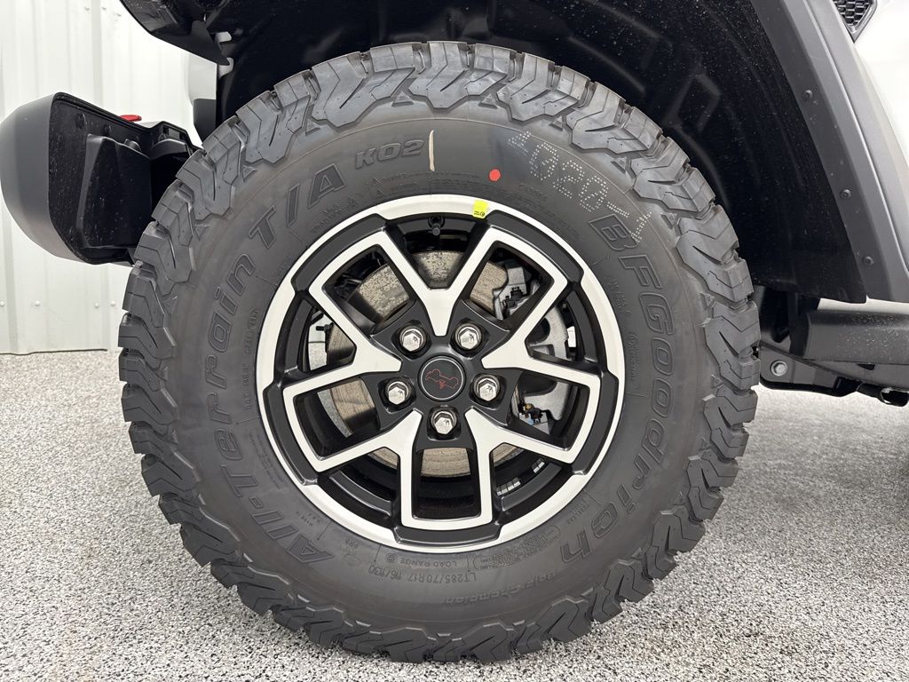 2025 Jeep Wrangler Rubicon - 10