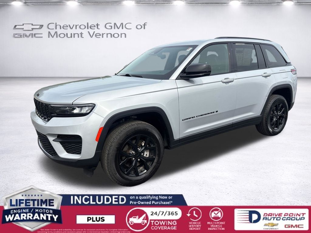 2025 Jeep Grand Cherokee Altitude - Main Image