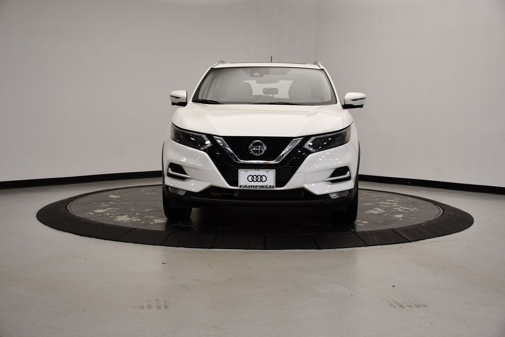 2020 Nissan Rogue Sport SL 8