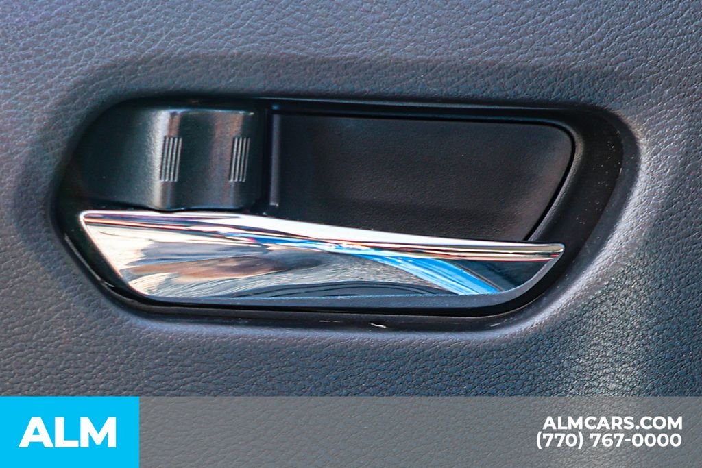 Used 2024 Blue Nissan 1.6 SR image 49