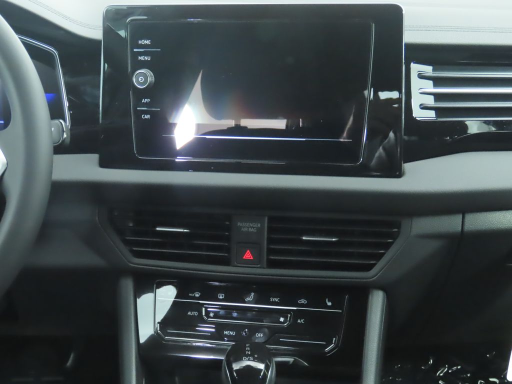 Thumbnail: 2025 Volkswagen Jetta - 14