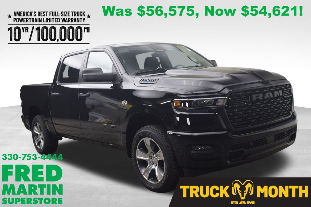 Diamond Black Crystal Pearlcoat 2026 RAM 1500 Express Crew Cab 4WD Pickup Truck Four-Wheel Drive 8-Speed Automatic