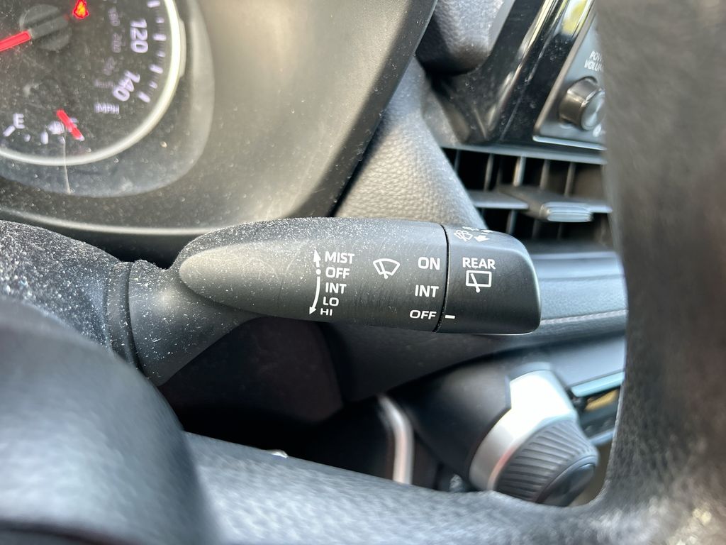 Thumbnail: 2021 Toyota RAV4 - 18