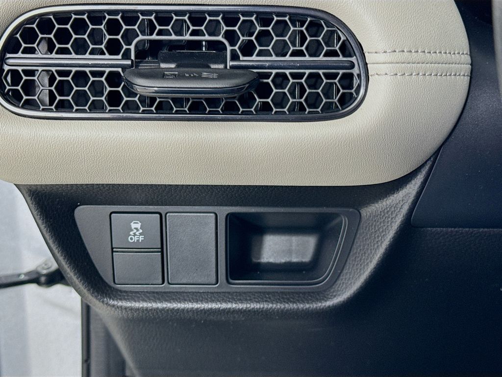 Used Car 2023 Honda Hr-v  Lx For Sale Under $25,000 In Austin, Texas