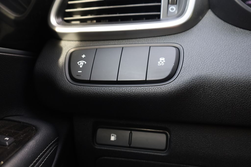 used 2019 Kia Sorento car, priced at $12,586