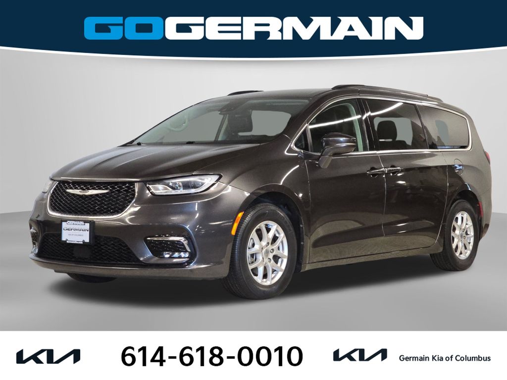 Gray (Granite Crystal Metallic Clearcoat) 2022 Chrysler Pacifica Minivan Front-Wheel Drive 9-Speed Automatic