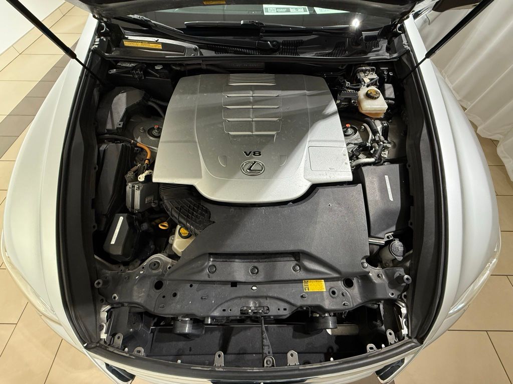 Thumbnail: 2014 Lexus LS - 10