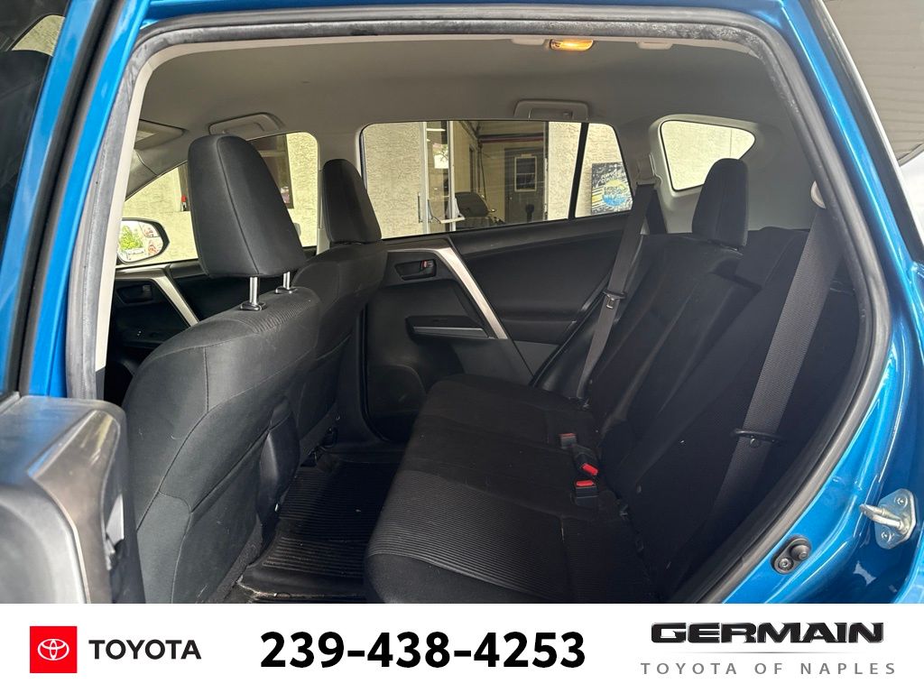 Used 2018 Blue Toyota LE image 17