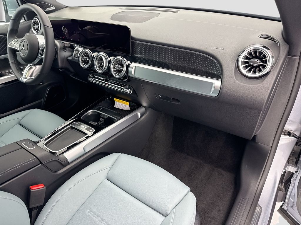 Thumbnail: 2026 Mercedes-Benz GLB - 16