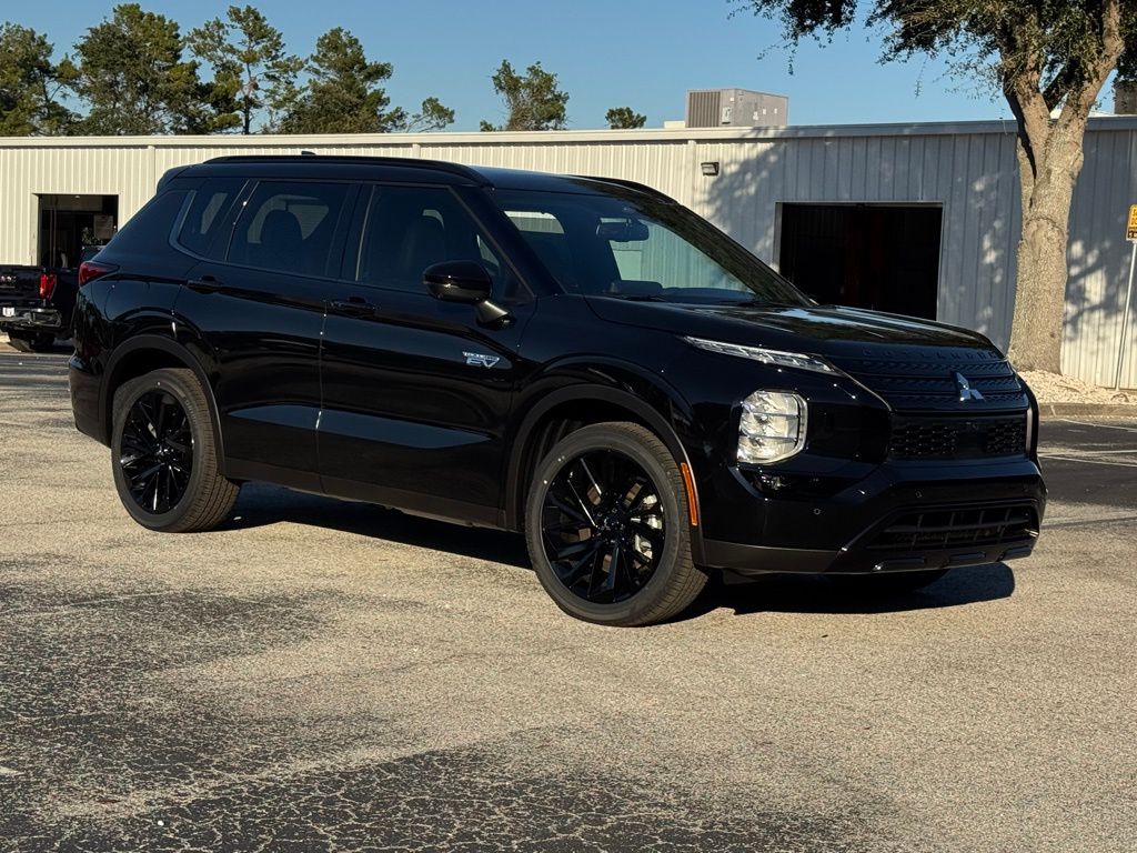 2025 Mitsubishi Outlander SEL Platinum GT photo 3