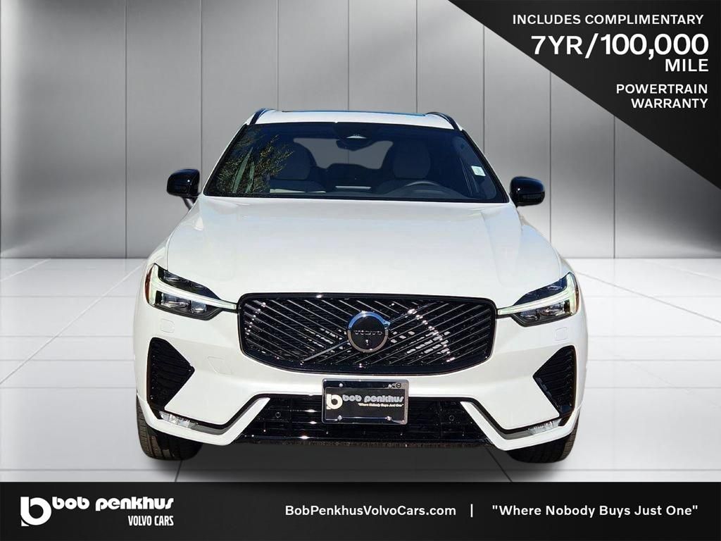 2026 Volvo XC60 Plus - Photo 25
