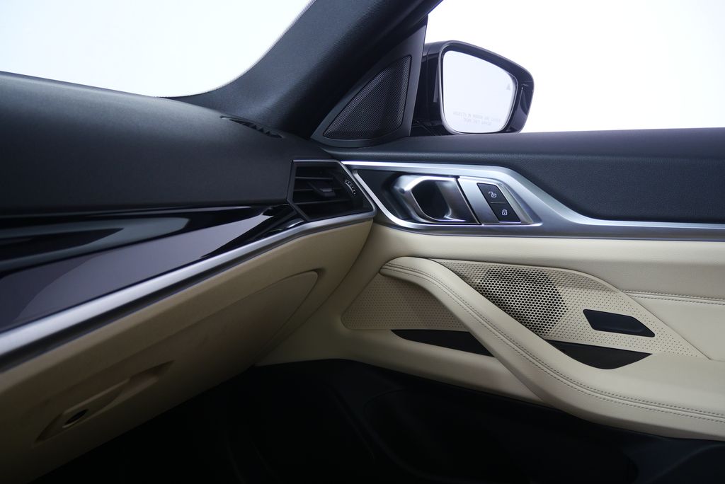 Thumbnail: 2024 BMW i4 - 27