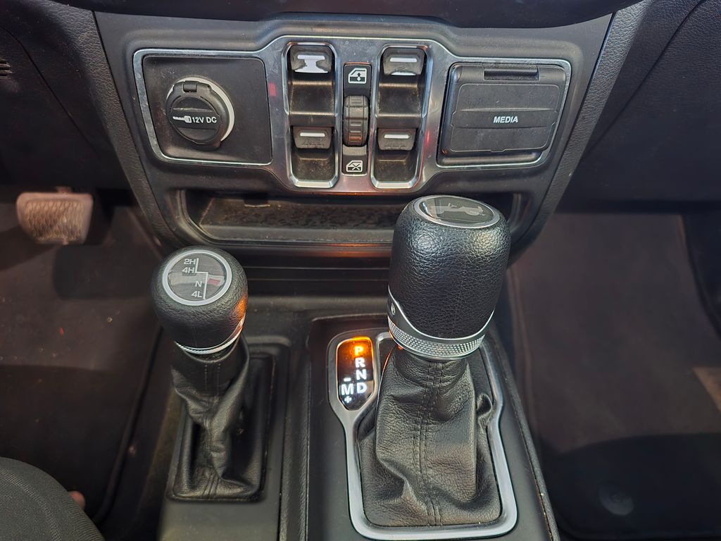 Thumbnail: 2023 Jeep Wrangler - 11