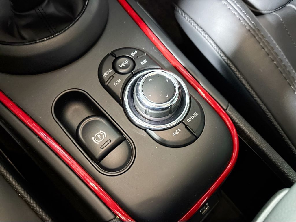 2022 MINI John Cooper Works Countryman Base