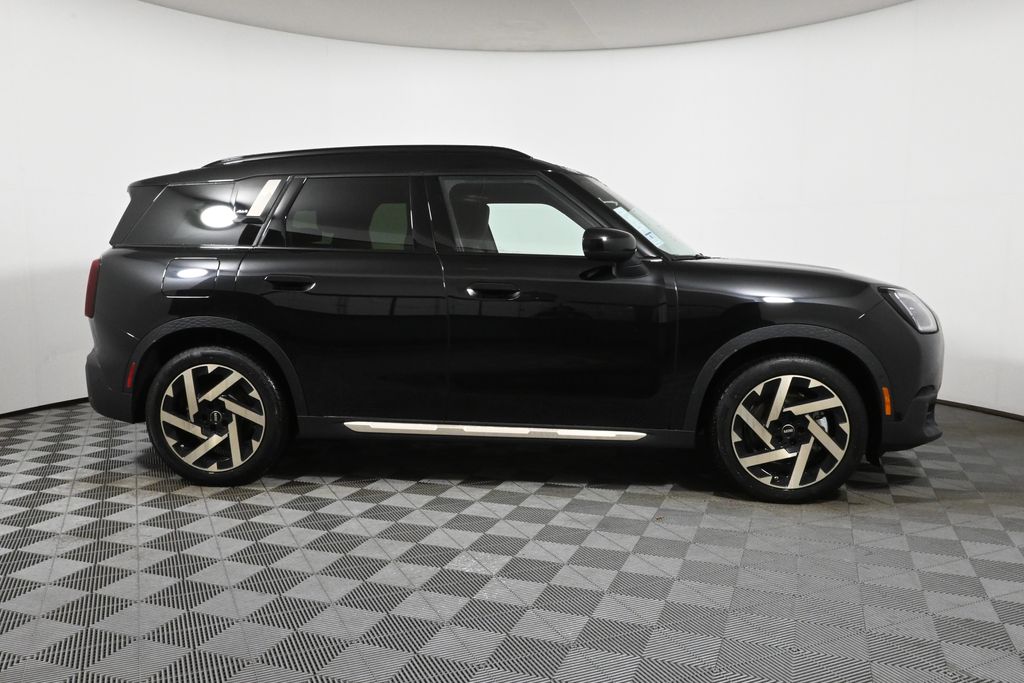 2025 MINI Cooper Countryman  8